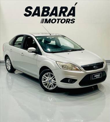 FORD FOCUS 1.6 GLX SEDAN 16V FLEX 4P MANUAL